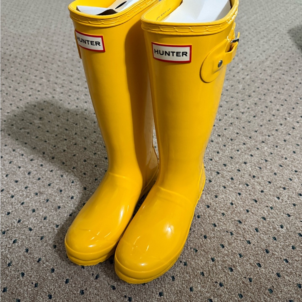 Hunter Kids Gloss Boots in Yellow